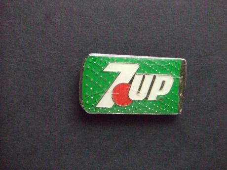7Up ( Seven-Up) frisdrankmerk van  Dr Pepper Snapple Group in de Verenigde Staten en PepsiCo in de rest van de wereld,logo